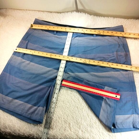 OP Oplex 4 Way Stretch Golf Performance Mens 44 Blue Striped Shorts. NWOT - Picture 7 of 10